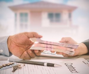 Na Irlanda, hipotecas variam entre taxa fixa, variável, tracker e verde. Comparar prazos, custos extras e documentação aumenta as chances de aprovação.